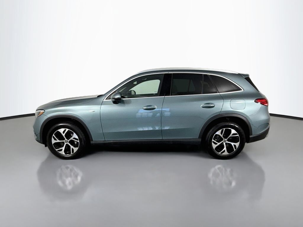 2025 Mercedes-Benz GLC-Class