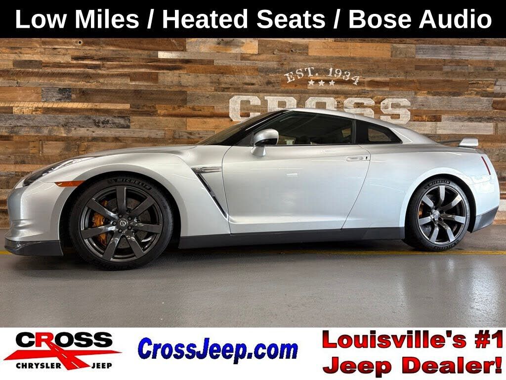 2009 NISSAN GT-R