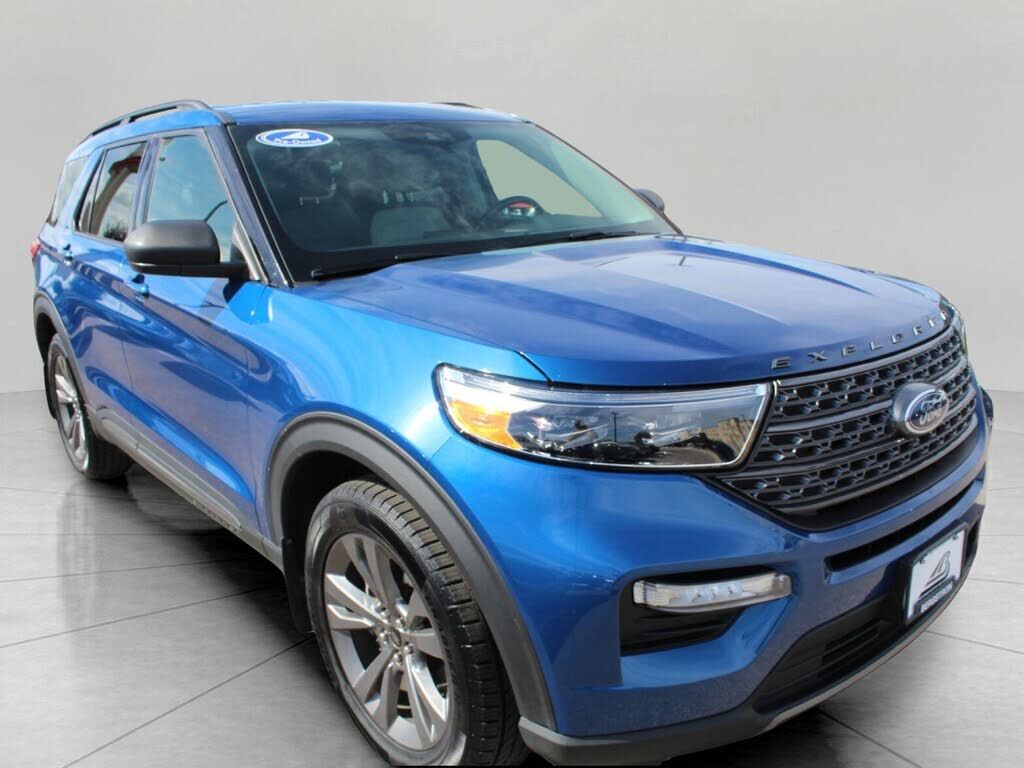 2021 FORD Explorer