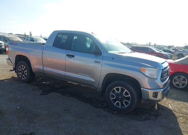 2015 TOYOTA Tundra