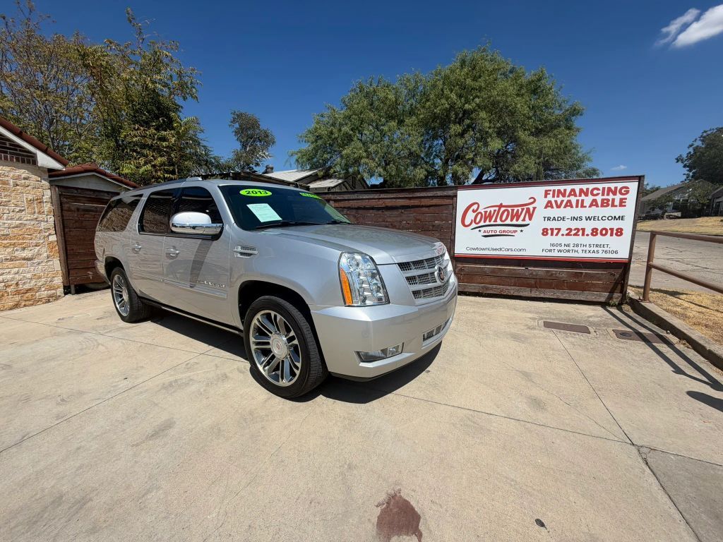 2013 CADILLAC Escalade
