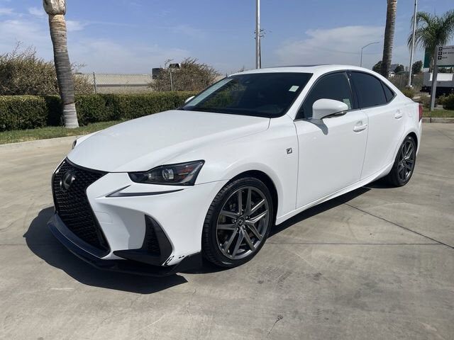 2017 LEXUS IS