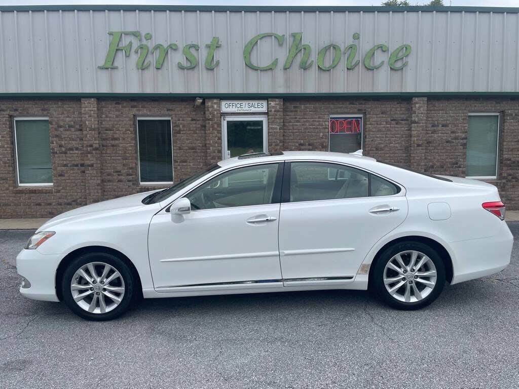 2011 LEXUS ES
