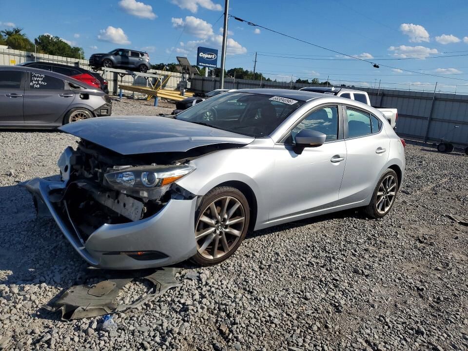 2018 MAZDA Mazda3