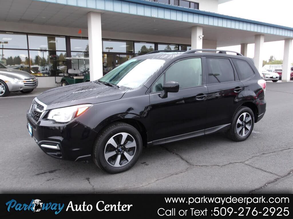 2017 SUBARU Forester