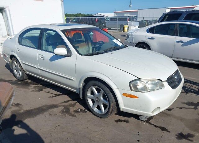 2000 NISSAN Maxima