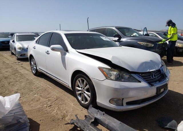 2011 LEXUS ES