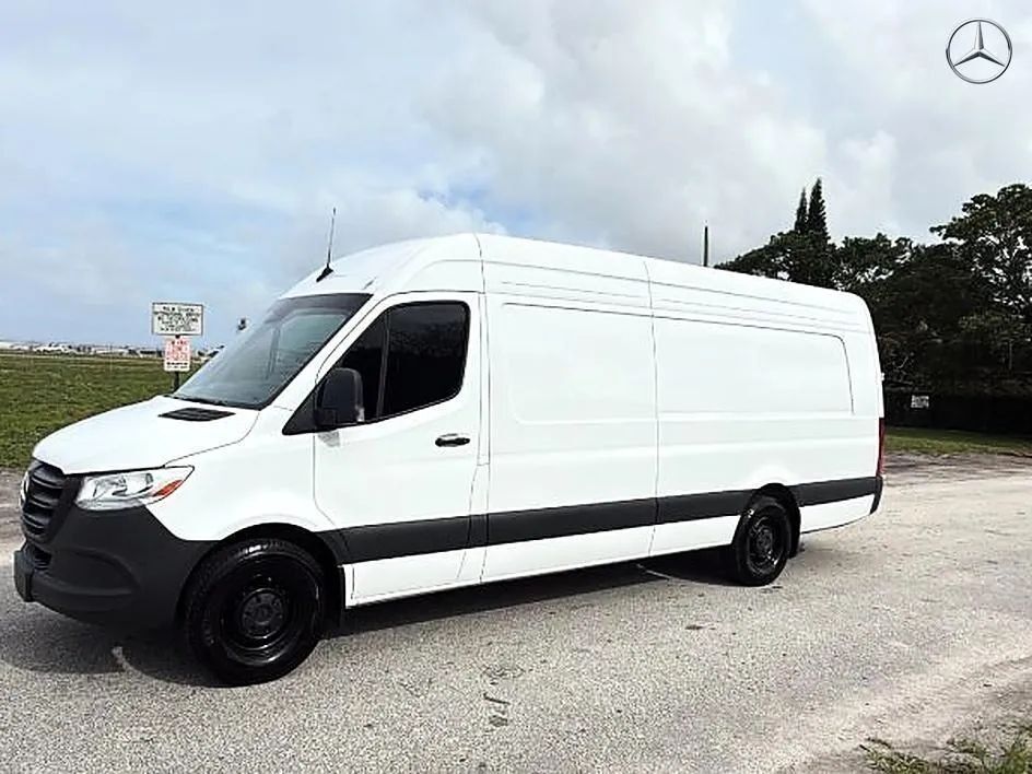 2024 Mercedes-Benz Sprinter