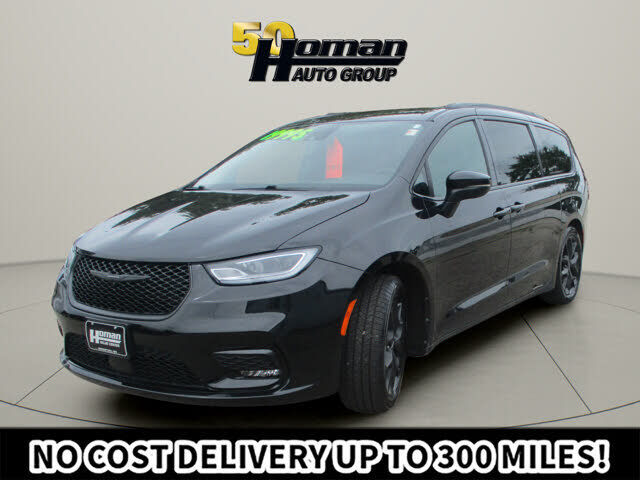 2023 CHRYSLER Pacifica