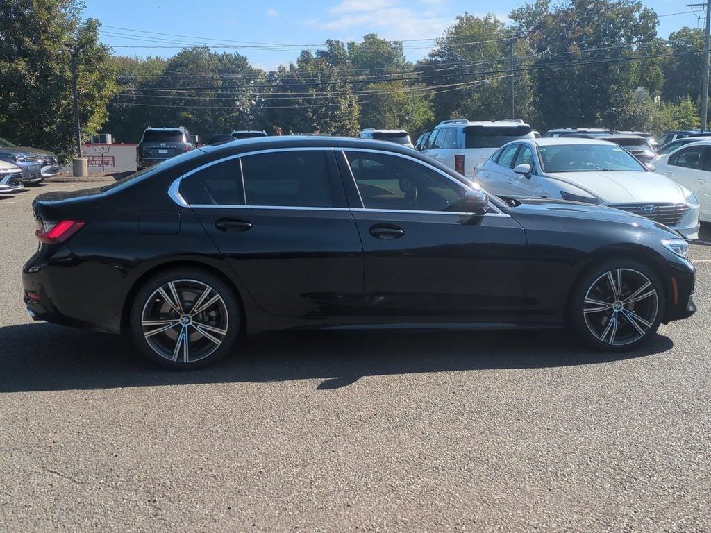2022 BMW 330i