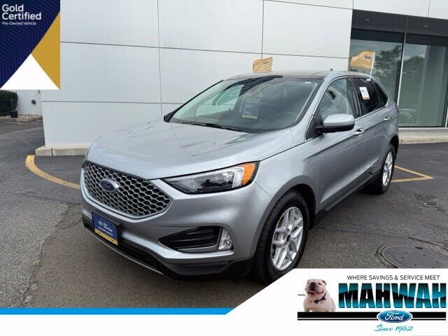 2023 FORD Edge