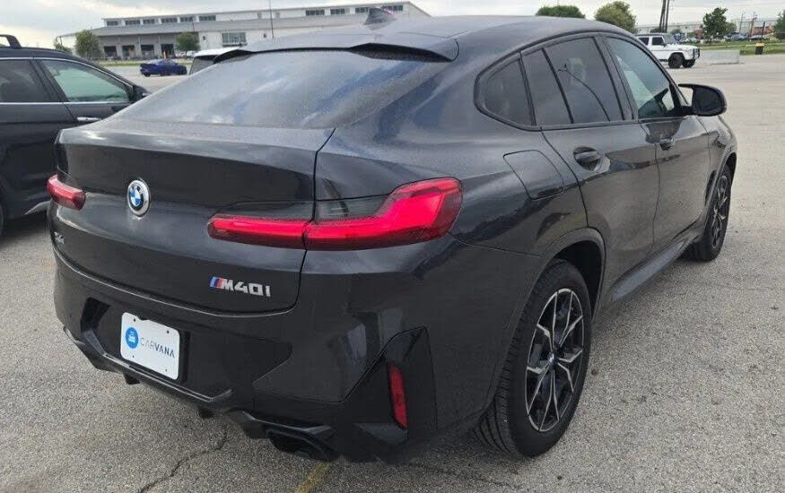 2022 BMW X4