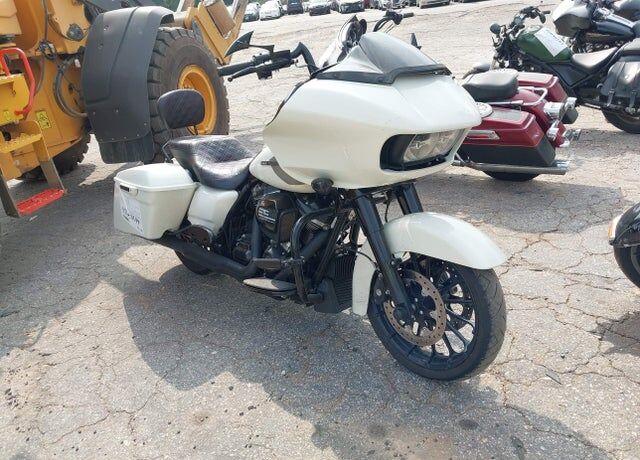 2018 HARLEY DAVIDSON FLTRXS / Road Glide Special