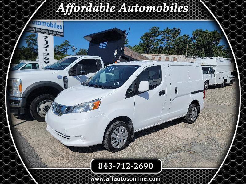 2015 NISSAN NV200