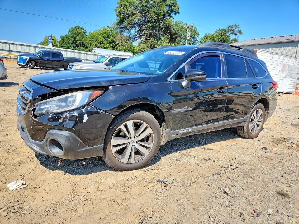 2018 SUBARU Outback