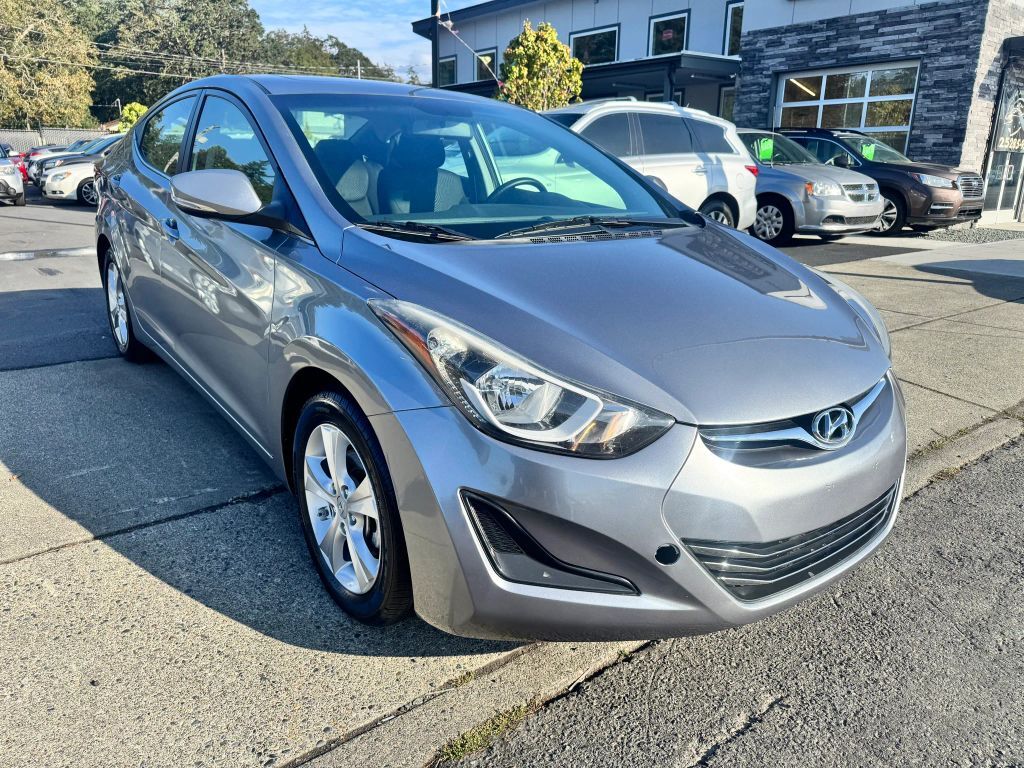 2016 HYUNDAI Elantra