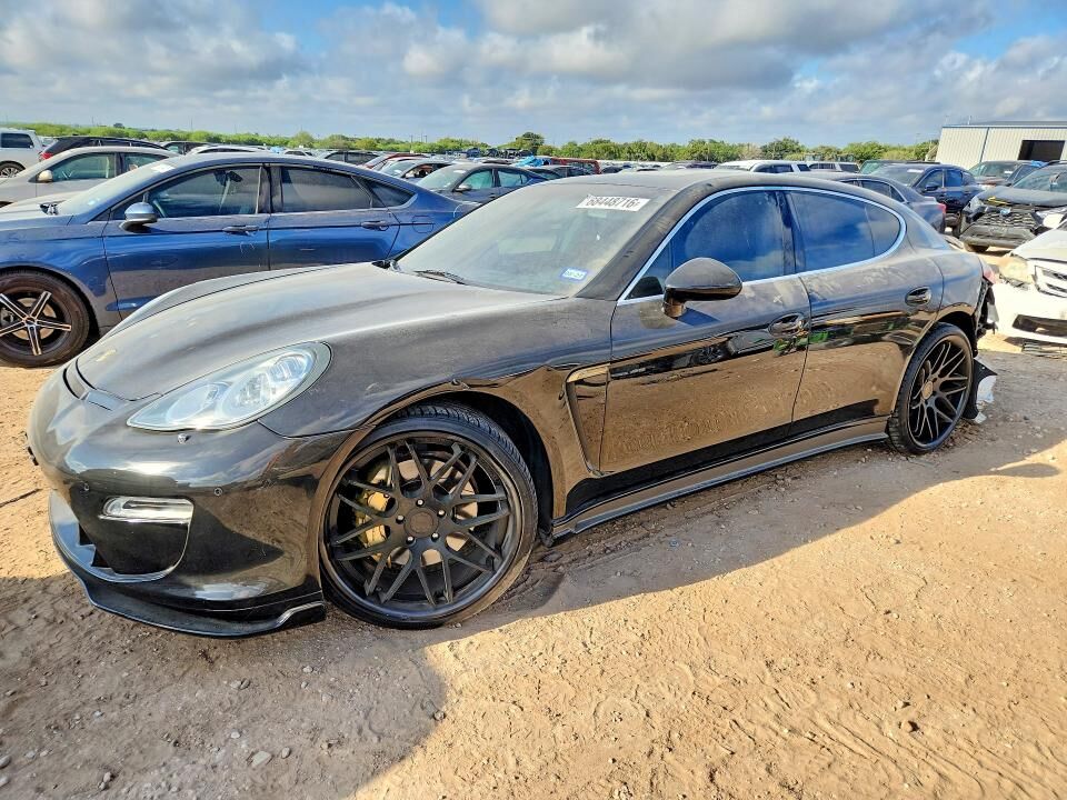 2012 PORSCHE Panamera