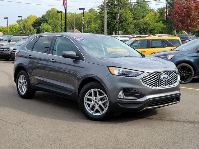 2024 FORD Edge