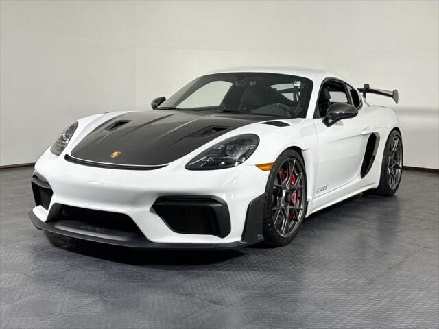 2025 PORSCHE 718