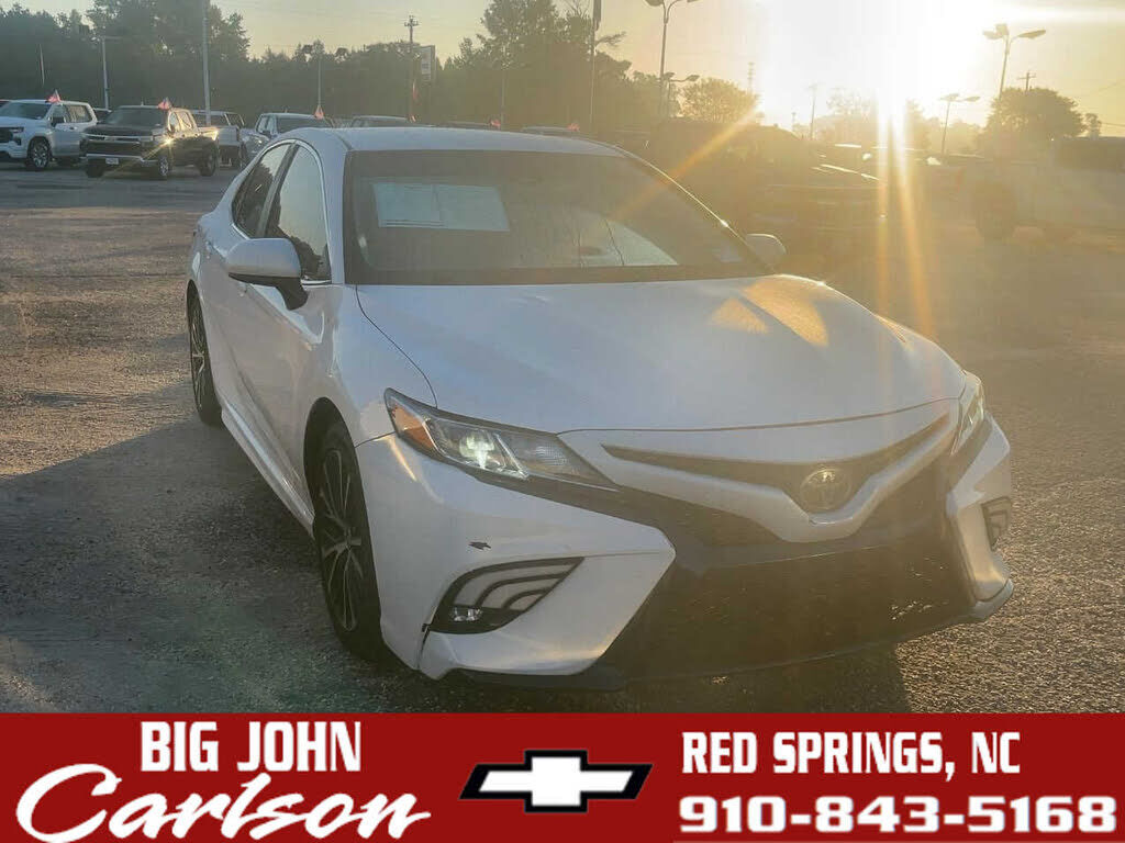 2020 TOYOTA Camry