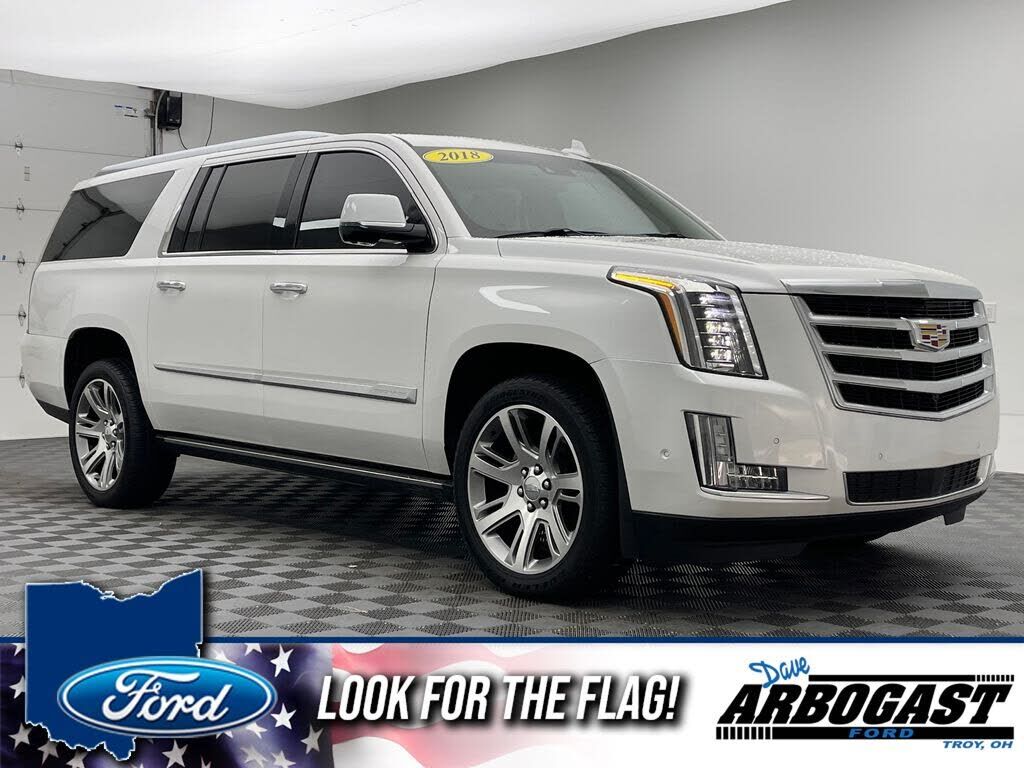 2018 CADILLAC Escalade ESV