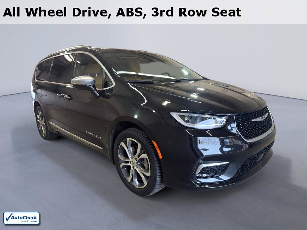 2022 CHRYSLER Pacifica