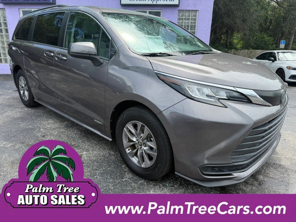 2021 TOYOTA Sienna