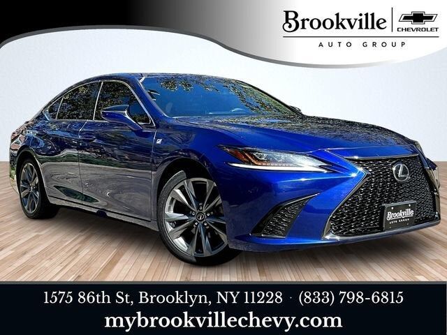 2020 LEXUS ES