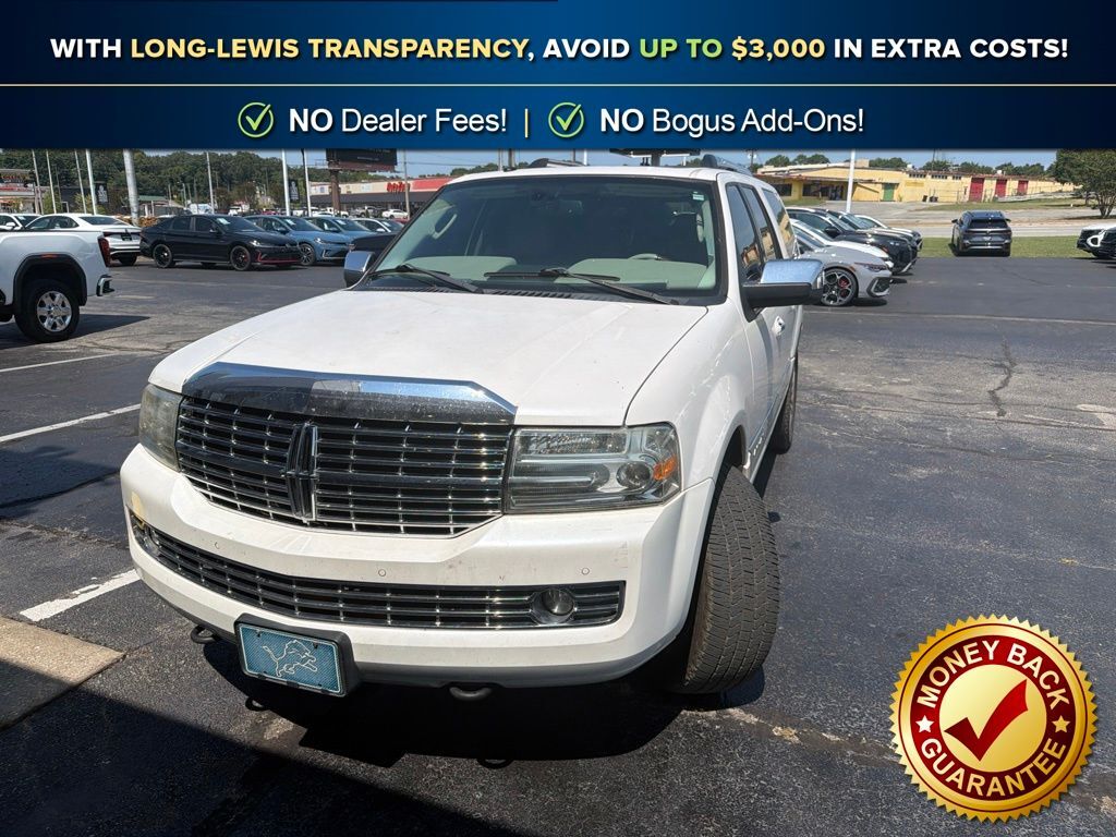 2011 LINCOLN Navigator