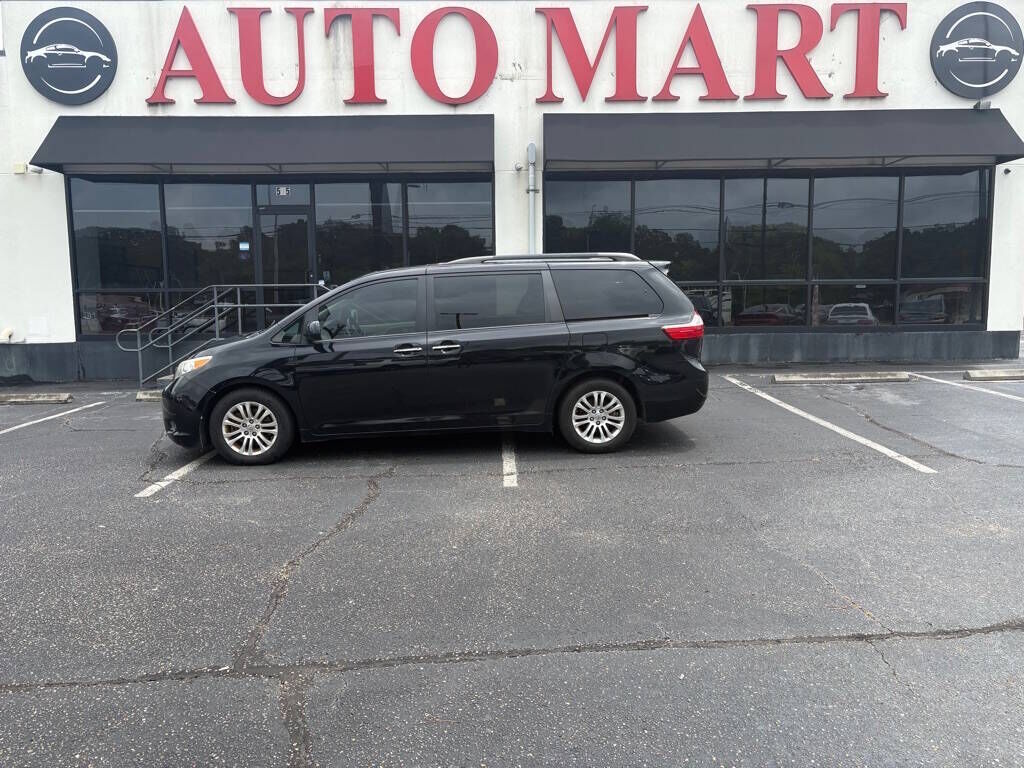2015 TOYOTA Sienna