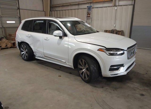 2024 VOLVO XC90