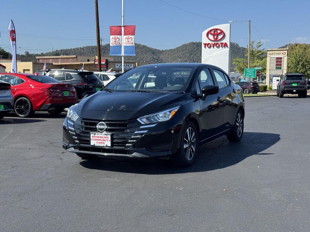 2024 NISSAN Versa