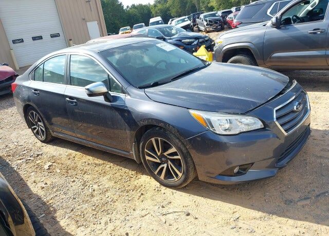 2017 SUBARU Legacy