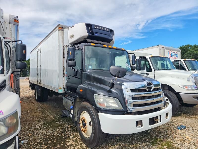 2015 HINO Conventional Type Truck