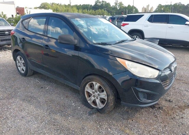 2010 HYUNDAI Tucson