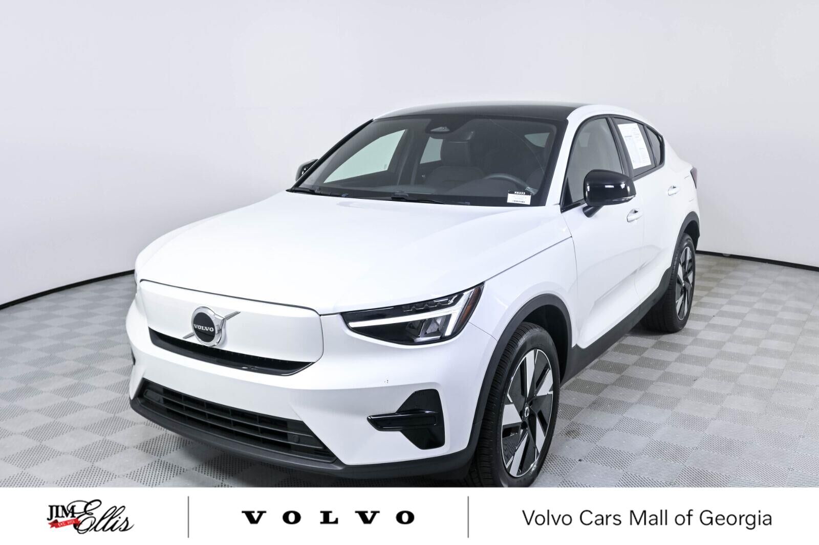 2024 VOLVO C40