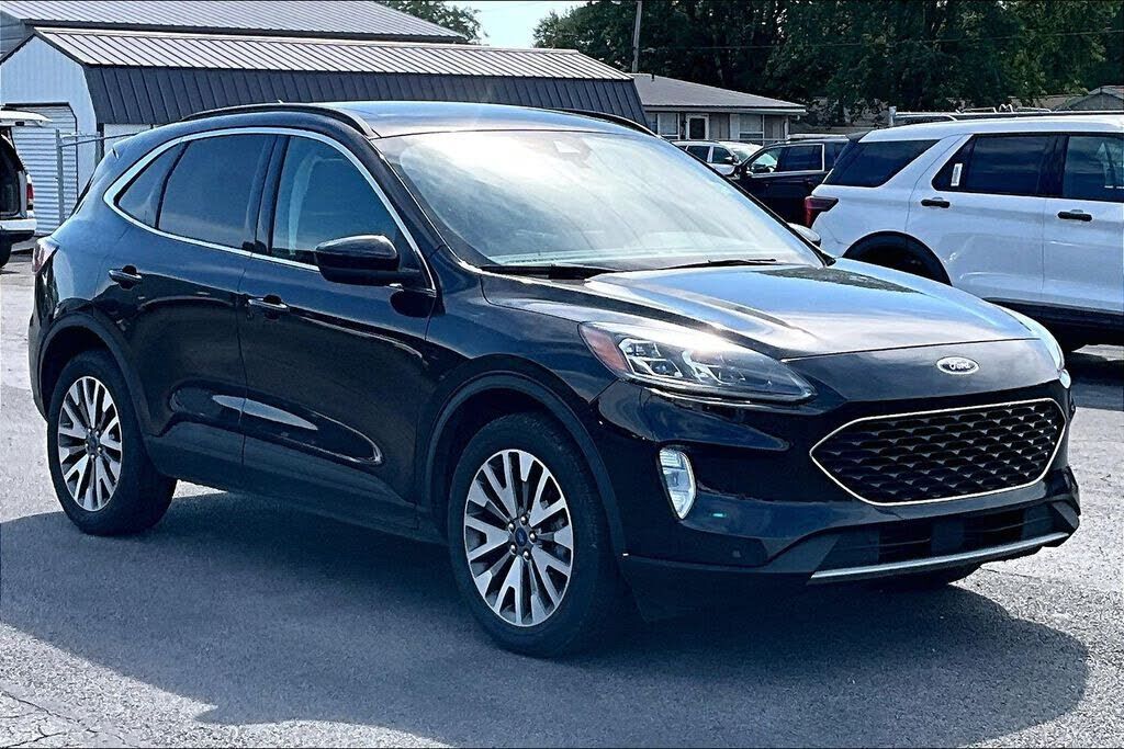 2022 FORD Escape