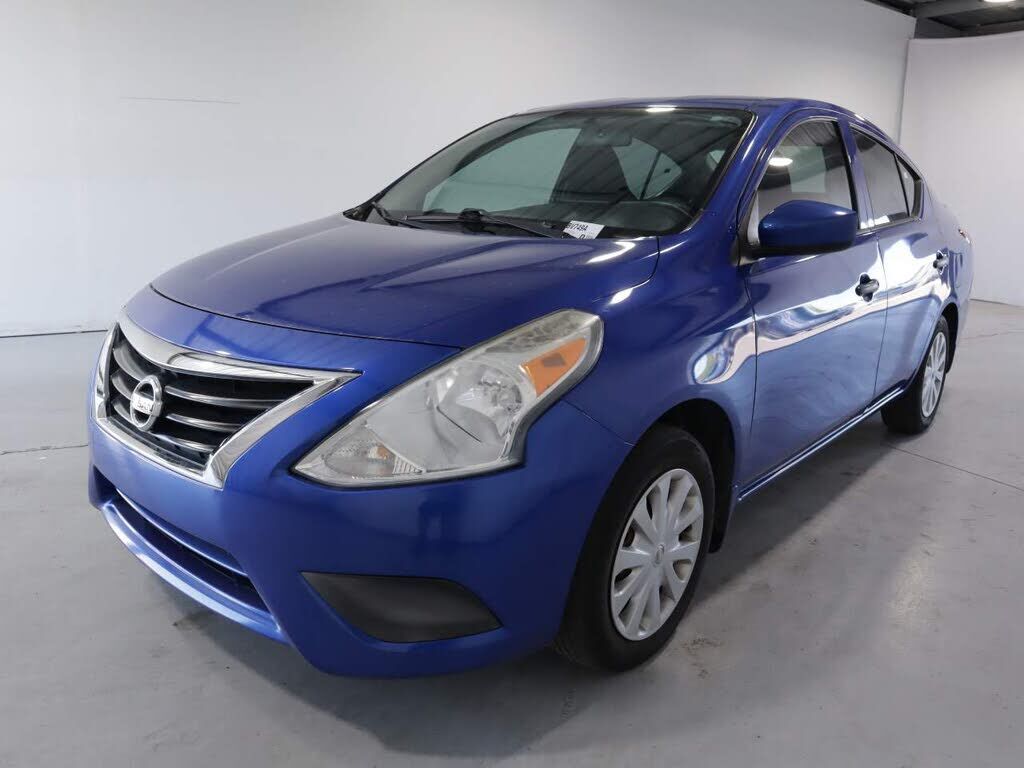 2016 NISSAN Versa