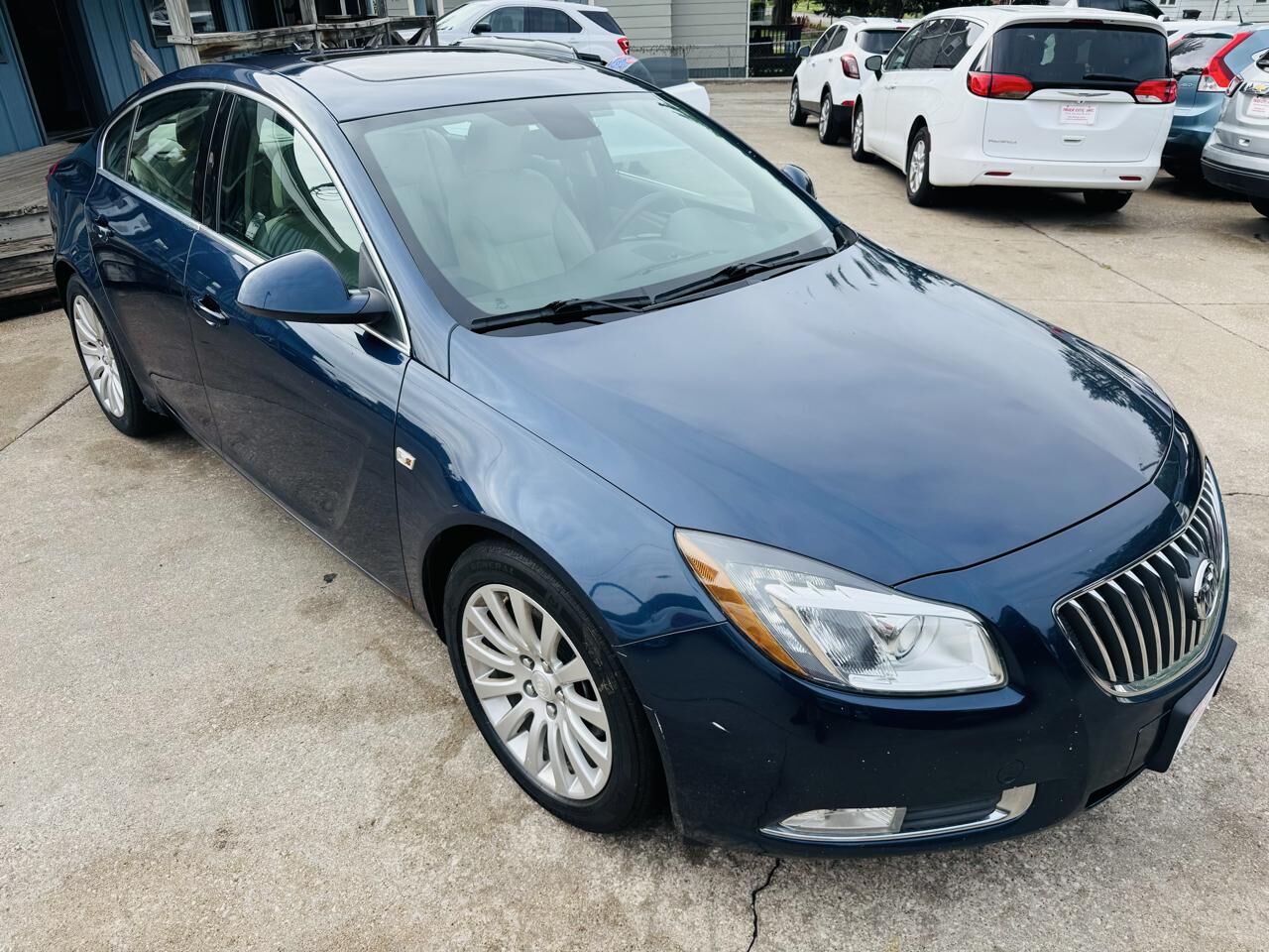 2011 BUICK Regal