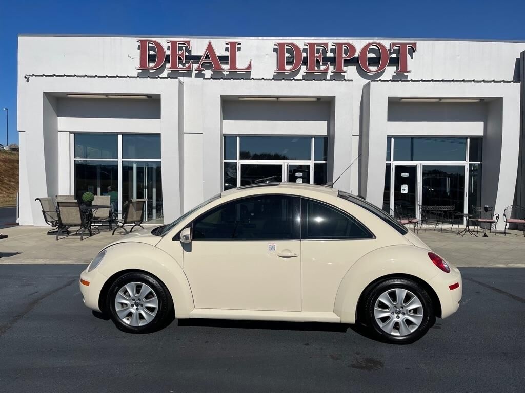 2010 VOLKSWAGEN Beetle