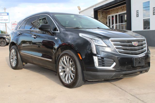 2017 CADILLAC XT5