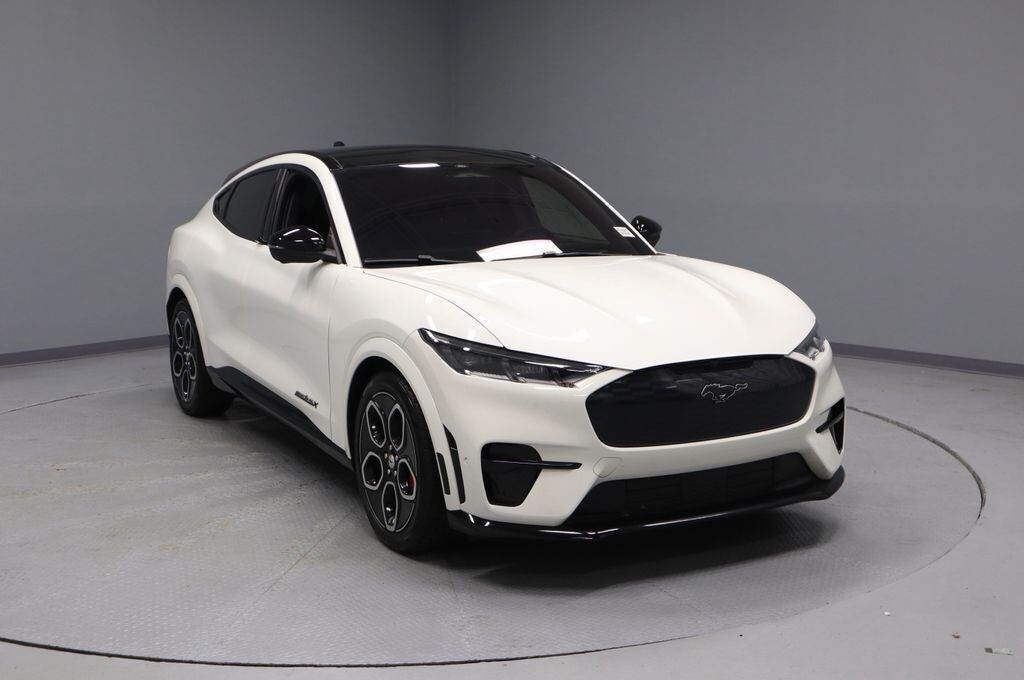 2022 FORD Mach-E