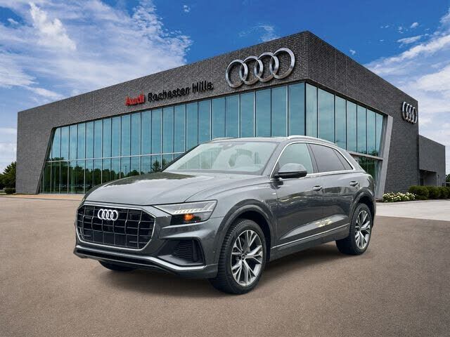 2023 AUDI Q8
