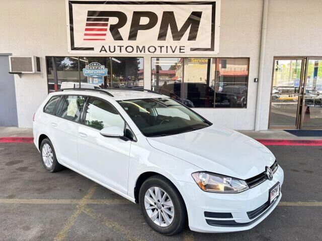 2016 VOLKSWAGEN Golf SportWagen