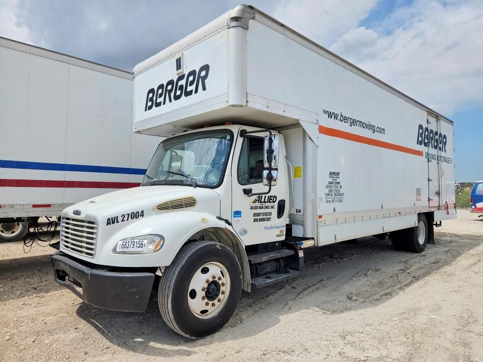 2011 FREIGHTLINER M2