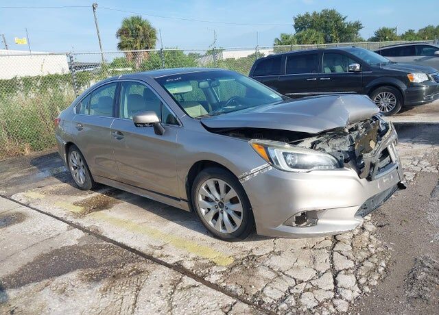 2015 SUBARU Legacy