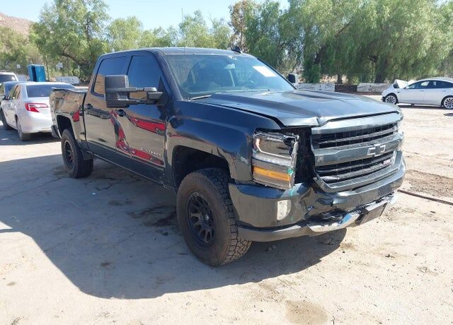 2017 CHEVROLET Silverado