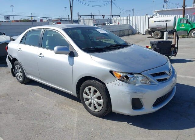 2011 TOYOTA Corolla