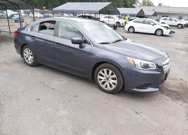 2016 SUBARU Legacy