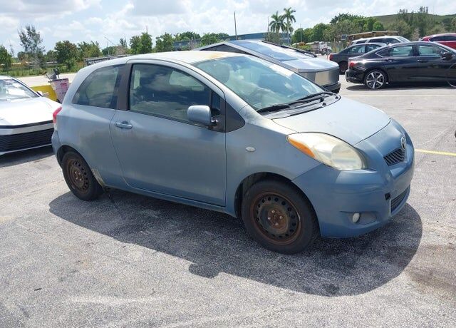 2010 TOYOTA Yaris